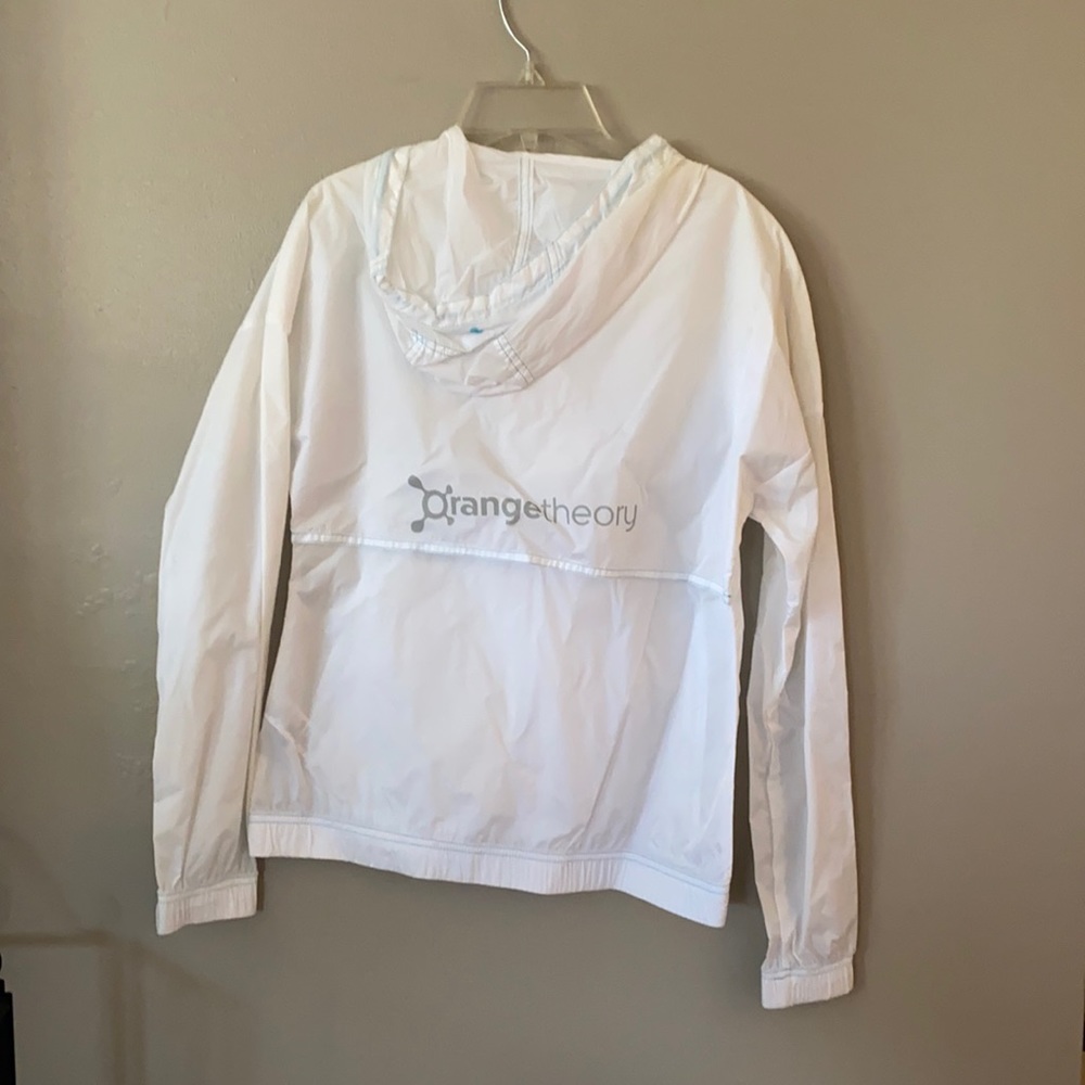 Orangetheory windbreaker white size xs